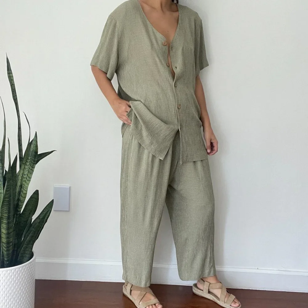 Vintage two piece button front top and trousers matching set - Picture 4 of 10
